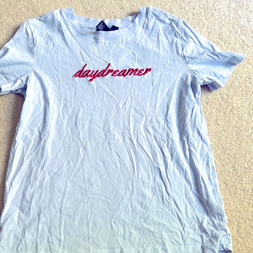 “Daydreamer” Red and Blue Forever 21 Short Sleeve Tee